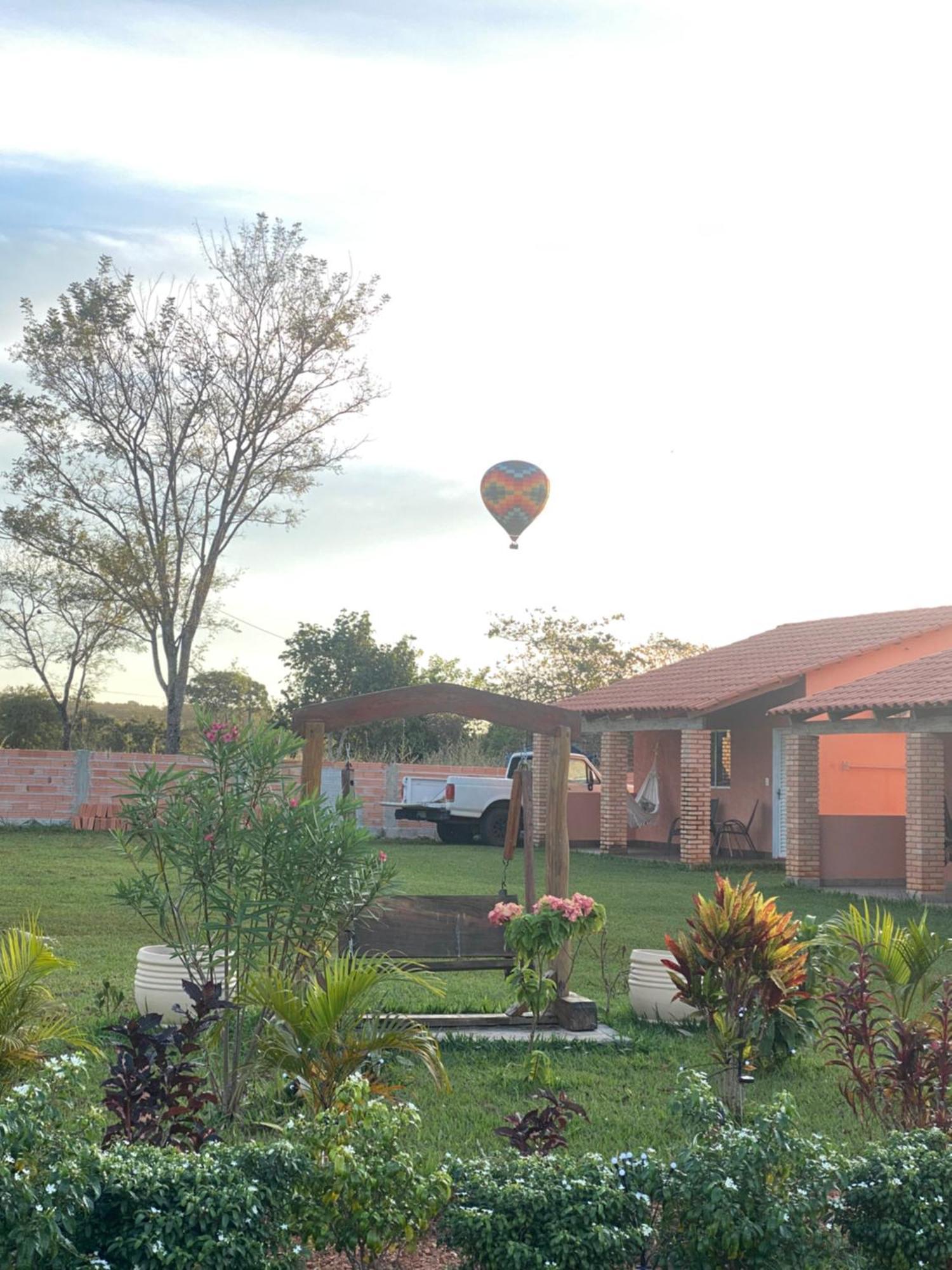 Pousada Vila Das Oliveiras ปิเรนนอโปลิส ภายนอก รูปภาพ